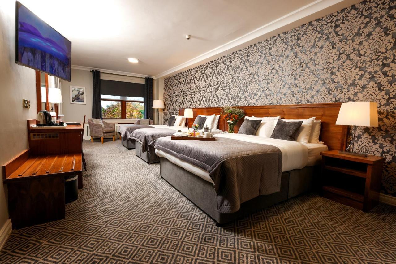 The Lakeside Hotel & Leisure Centre キラロー エクステリア 写真