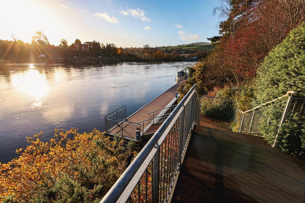 The Lakeside Hotel & Leisure Centre キラロー エクステリア 写真