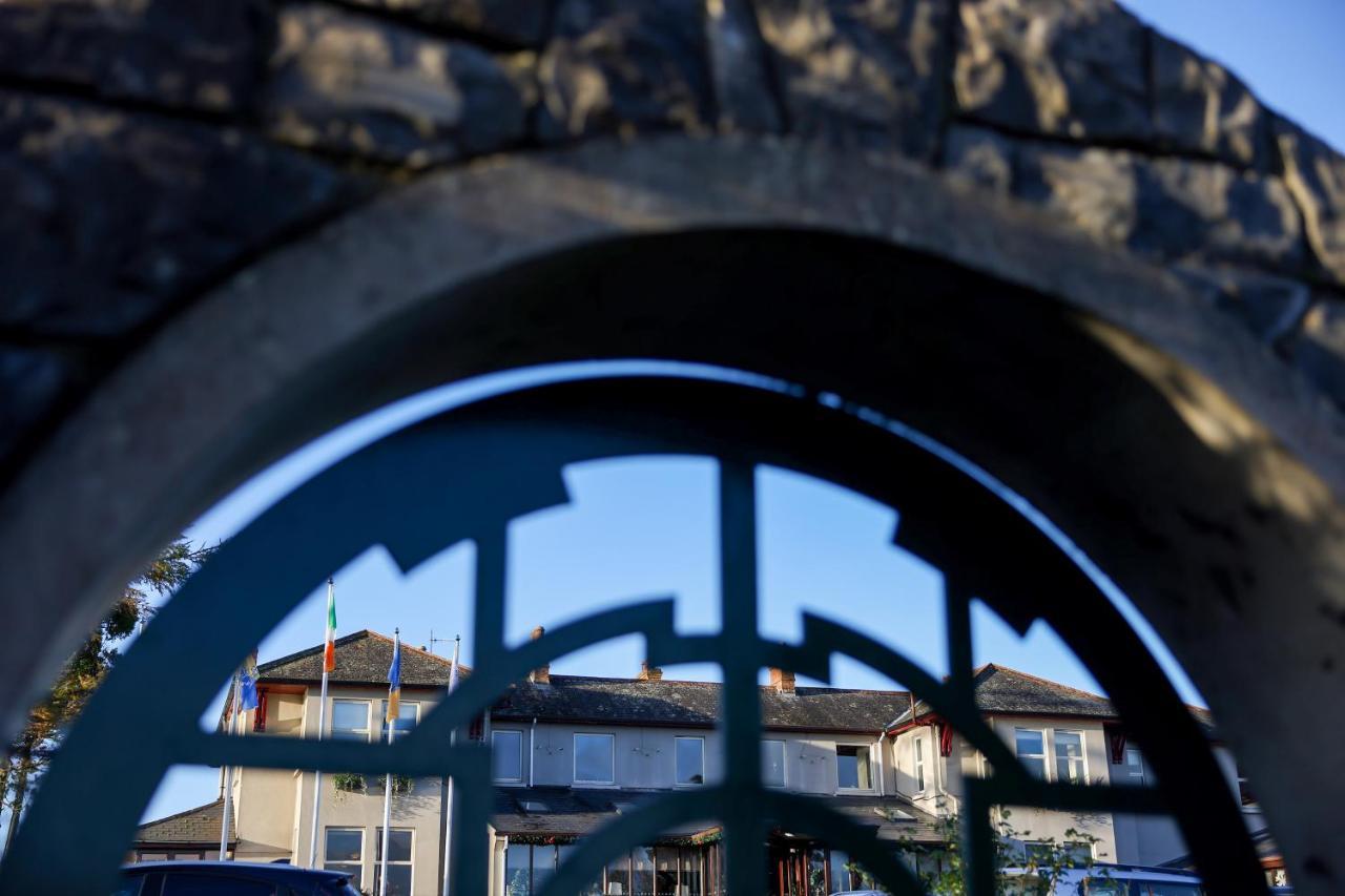 The Lakeside Hotel & Leisure Centre キラロー エクステリア 写真